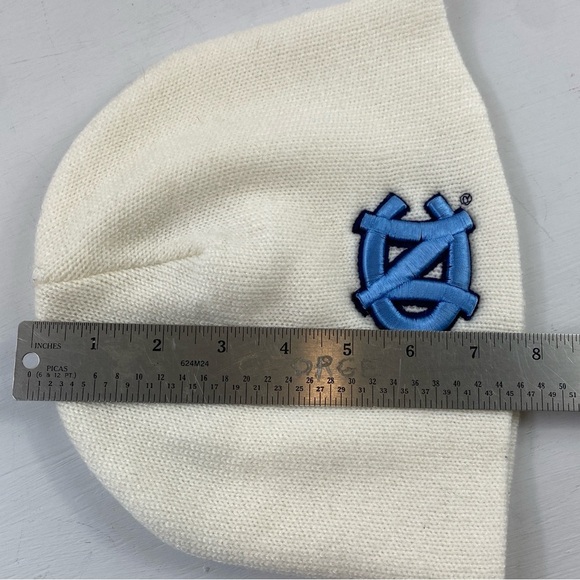 VTG‎ Champs NCAA North Carolina Tar Heels LOGO Knit Skull Cap Beanie Hat - Picture 6 of 10